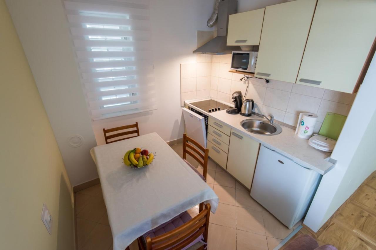 Apartman Na Stanovima Задар Экстерьер фото